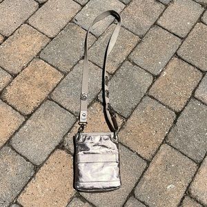 Sal metallic crossbody